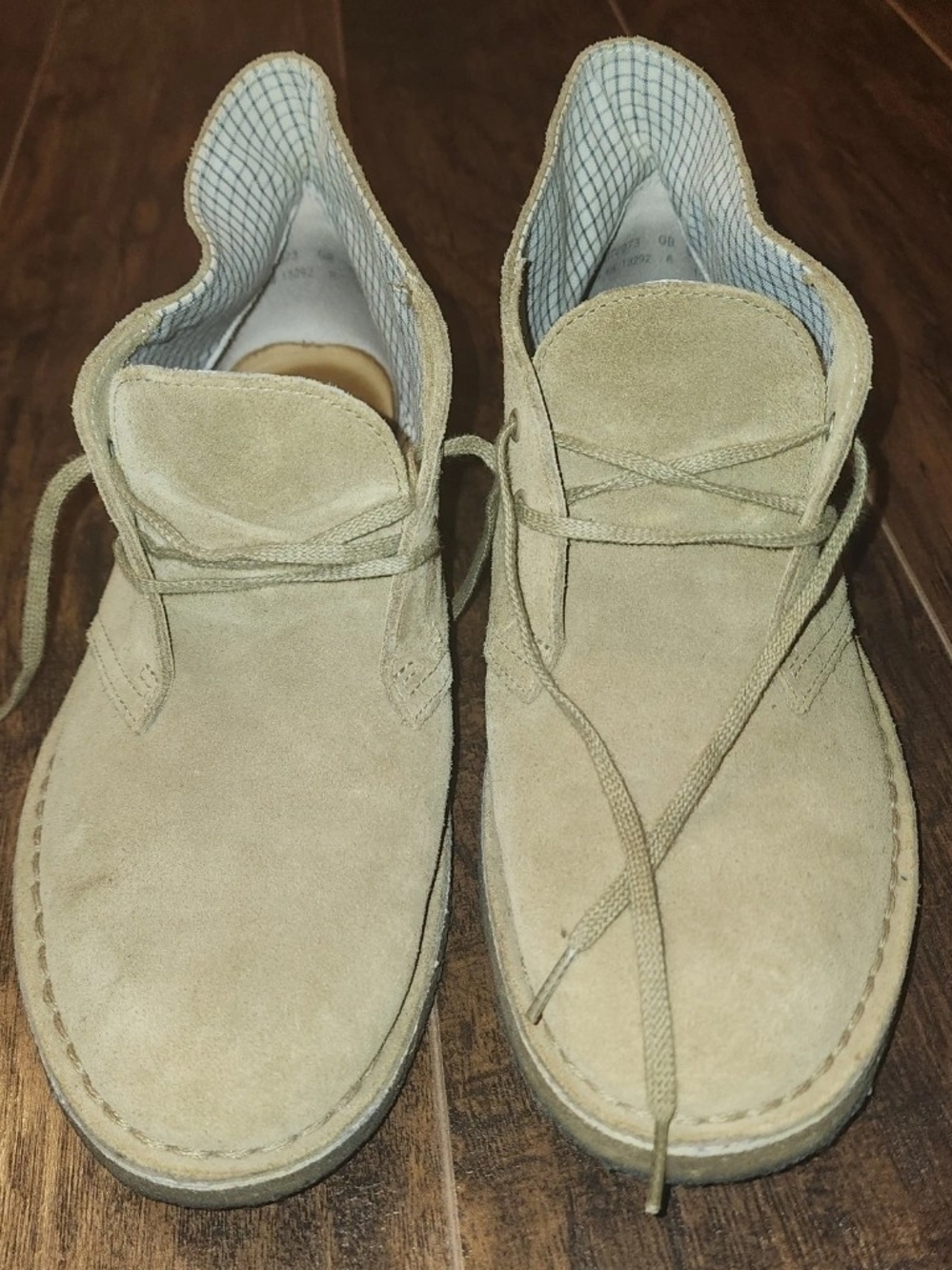 Clarks Men's Suede Chukka Boots in Light Tan